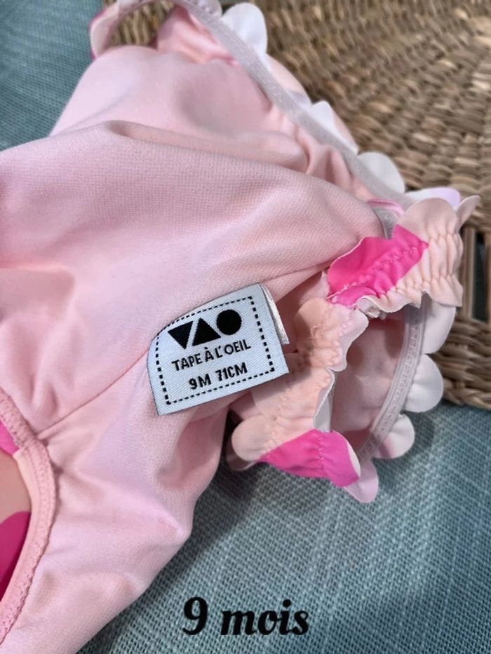 Maillot de bains cœur taille 9 mois - photo numéro 4