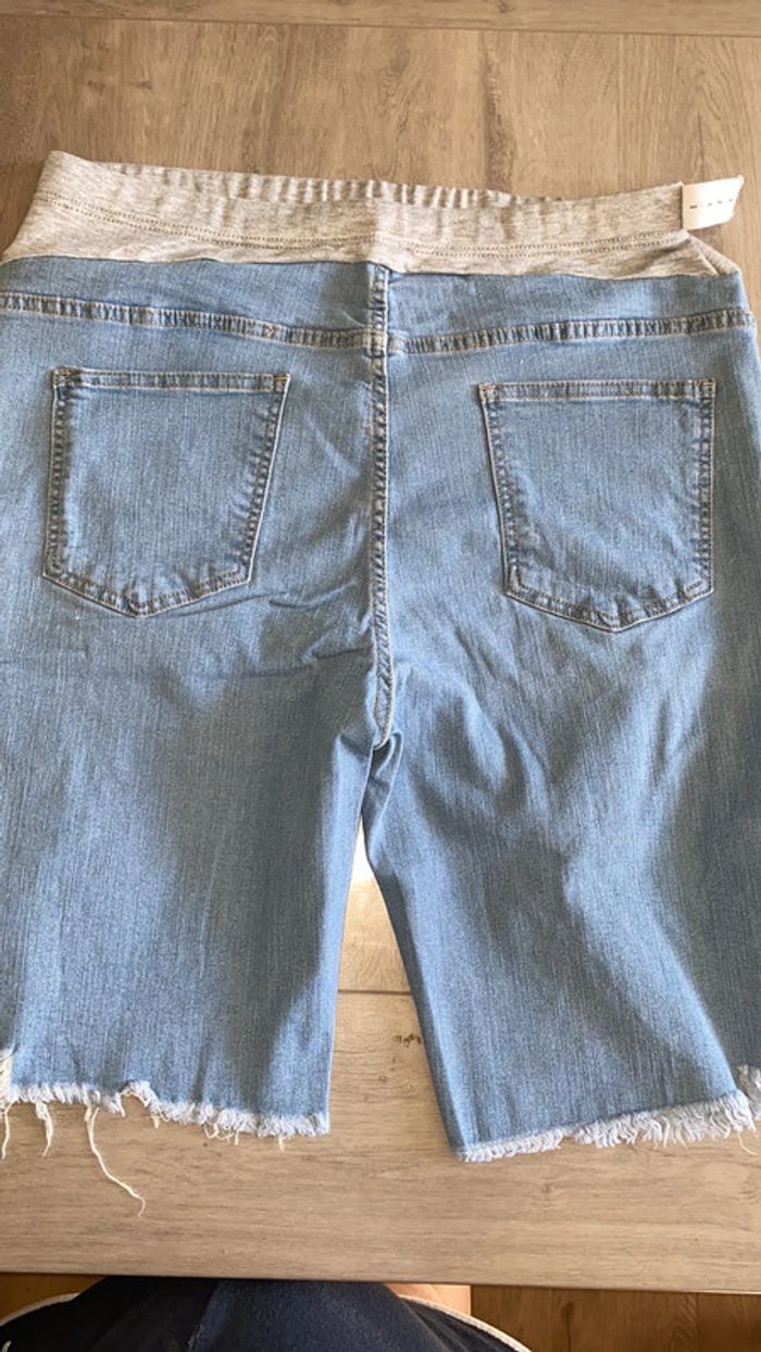 Short en jean de grossesse - photo numéro 2