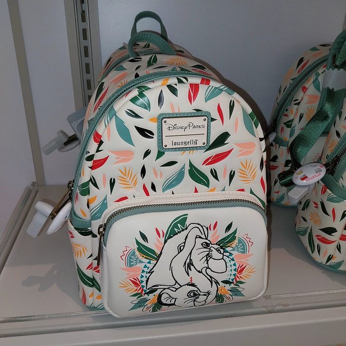 Pick-up sac Loungefly roi lion Disney