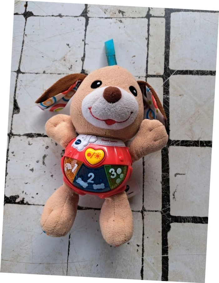 Chant'toutou brun
- Hochet Musical Vtech