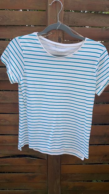 Tee-shirts blanc à rayures bleu