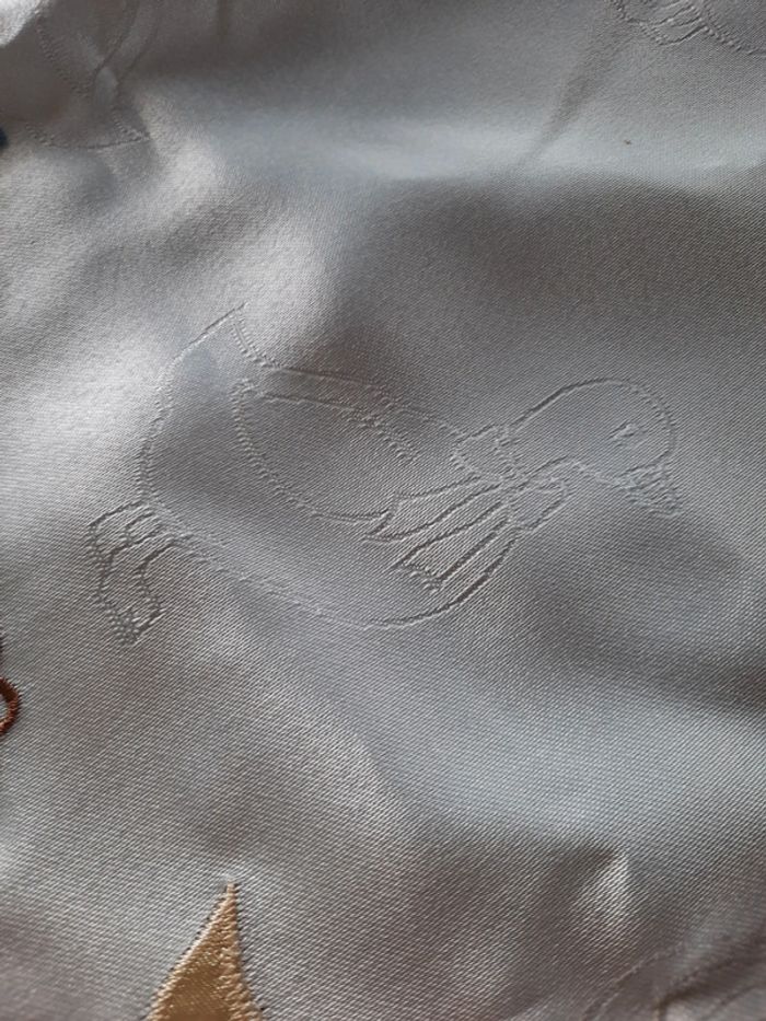 Napperon avec broderie - photo numéro 5