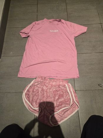 Ensemble pyjama tamagotchi ete