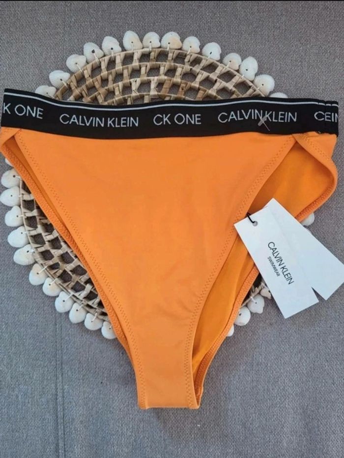Bas de maillot de bain Calvin Klein taille XS neuf