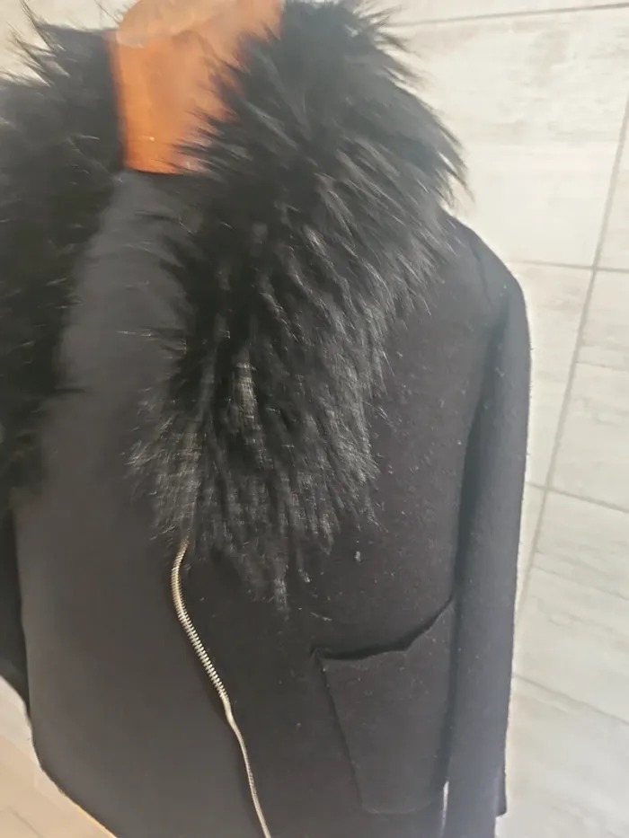 Veste noire - photo numéro 2