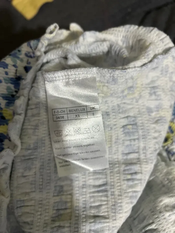 Lot de deux tee shirt XS - photo numéro 4