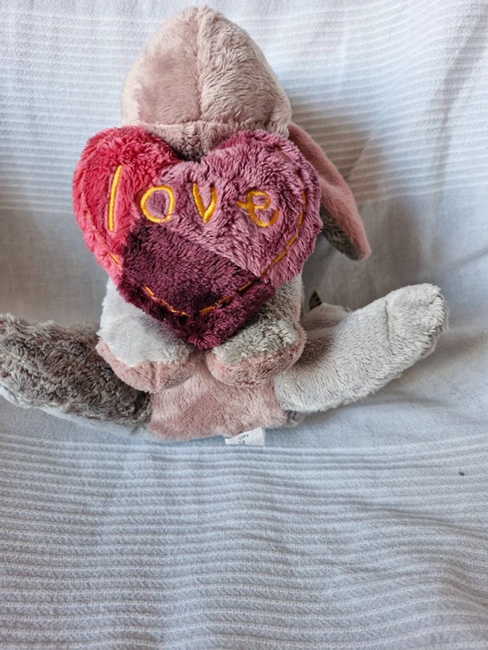 Peluche  bourriquet avec coeur Disney  nicotoy - photo numéro 9
