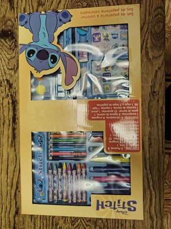 Set de papeterie Stitch