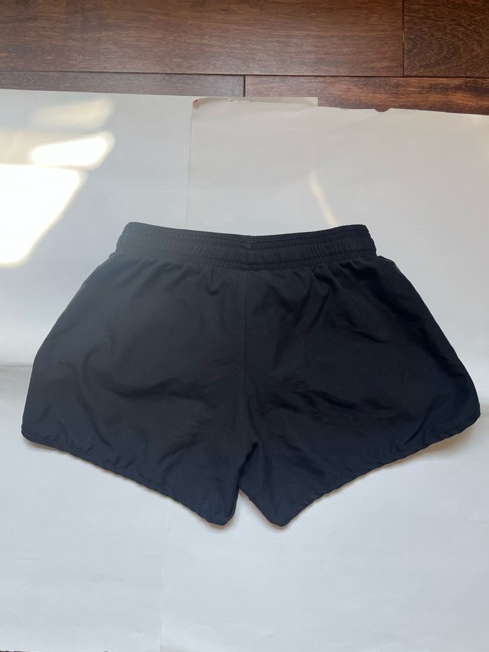 short de sport noir domyos 10-11 ans - photo numéro 2
