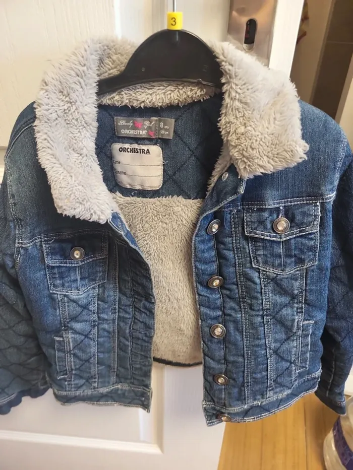 Veste fille 8 ans ,orchestra