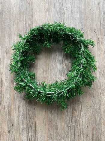 Couronne de noël artificielle à décorer