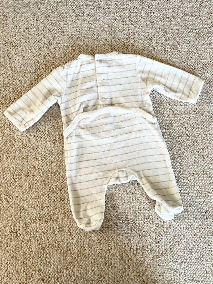 Pyjama Kiabi 1 mois - photo numéro 2