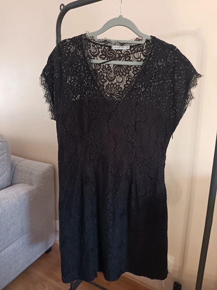 Robe dentelle Gemo 40