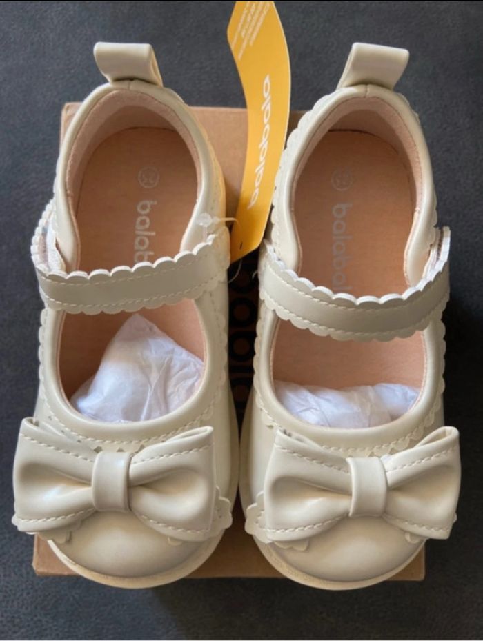 Chaussures fille taille 25