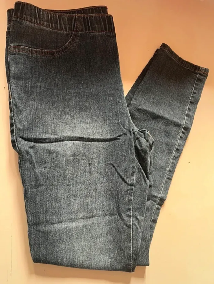 Lot 2 jeans C&A en taille 36 - photo numéro 4
