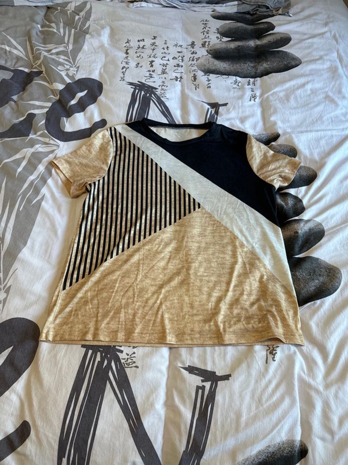 Tee shirt
