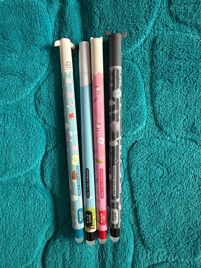 Lot de 4 stylos effaçables Hello kitty style legami - photo numéro 2