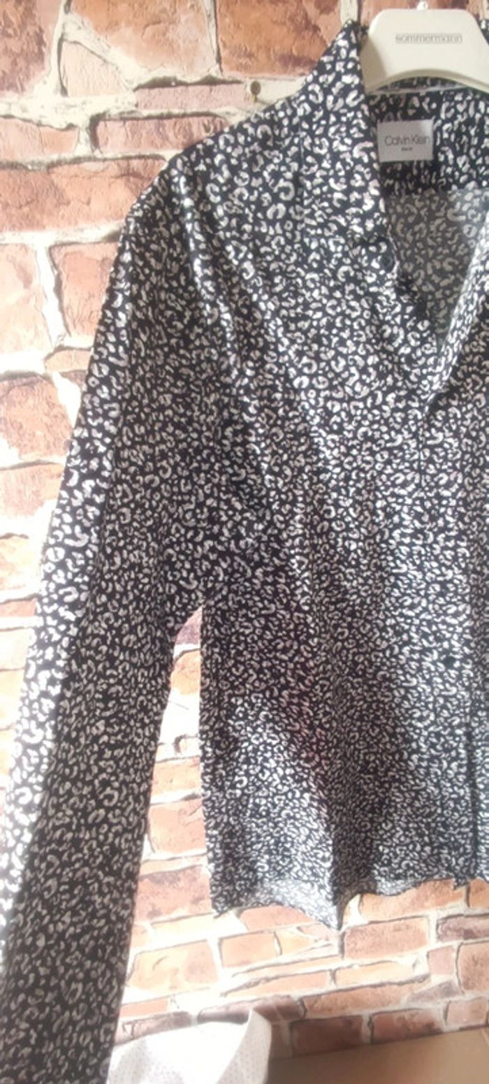 Chemise noire à motifs Calvin Klein - photo numéro 5