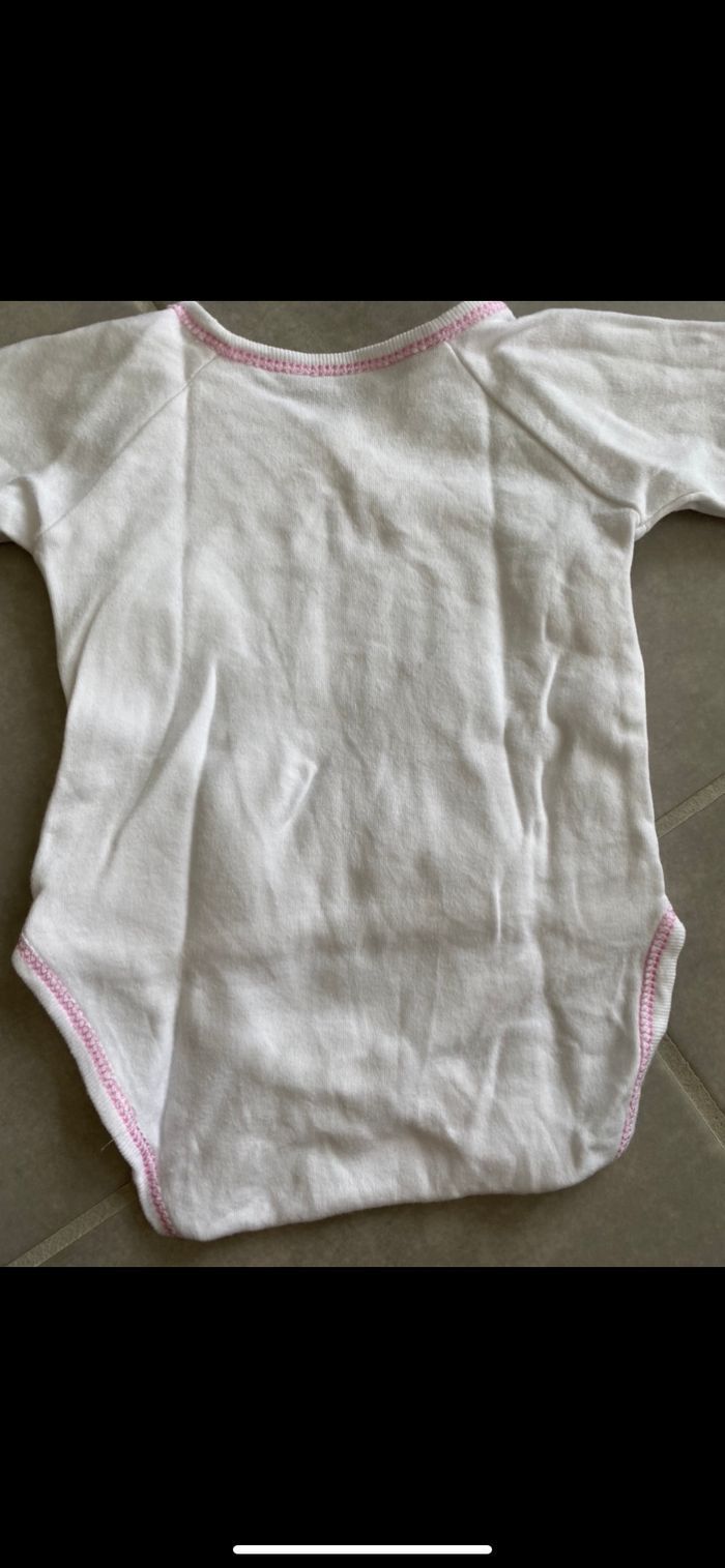 Body fille 3 mois - photo numéro 10