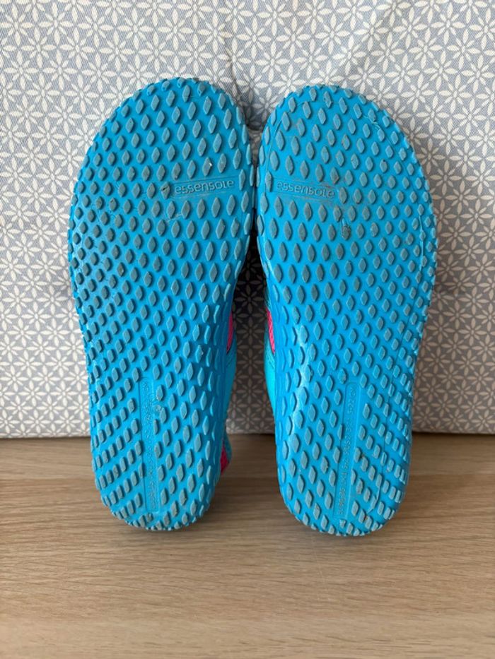 Chaussures Aquatiques Elastiques "Décathlon" 34/35 - photo numéro 5