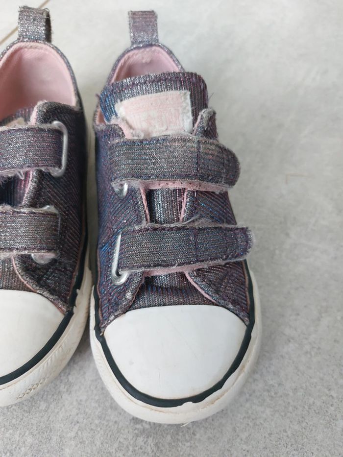 Converse - photo numéro 2