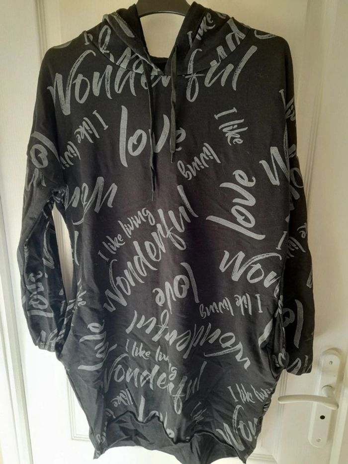 Robe sweat noire avec ecriture