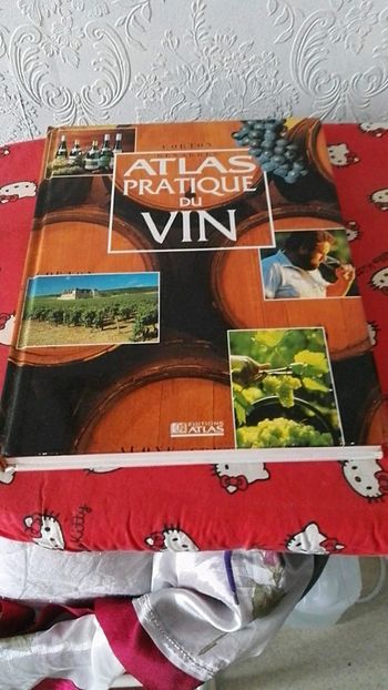Livre « Atlas pratique du vin»