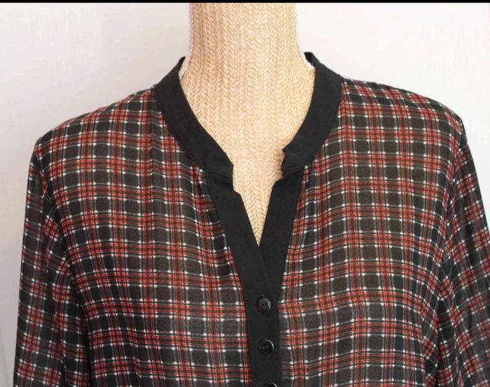 Robe noire et bordeaux – Ici et maintenant - 46 - photo numéro 4
