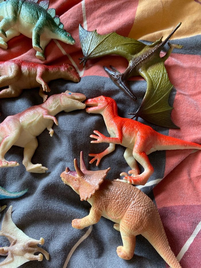 Lot dinosaures - photo numéro 4