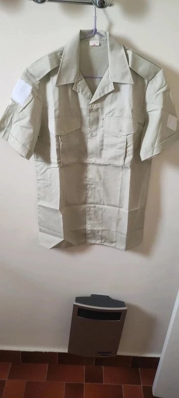 Chemise manches courtes