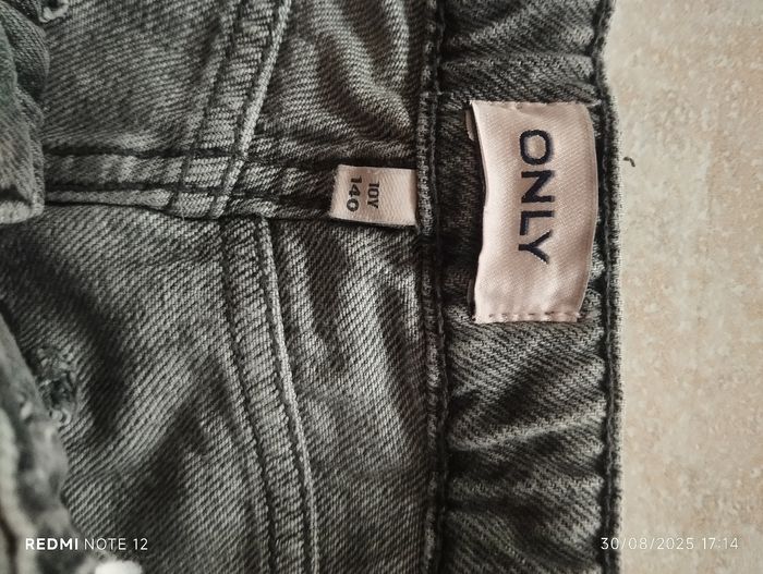 Cargo fille 10ans neuf - photo numéro 2