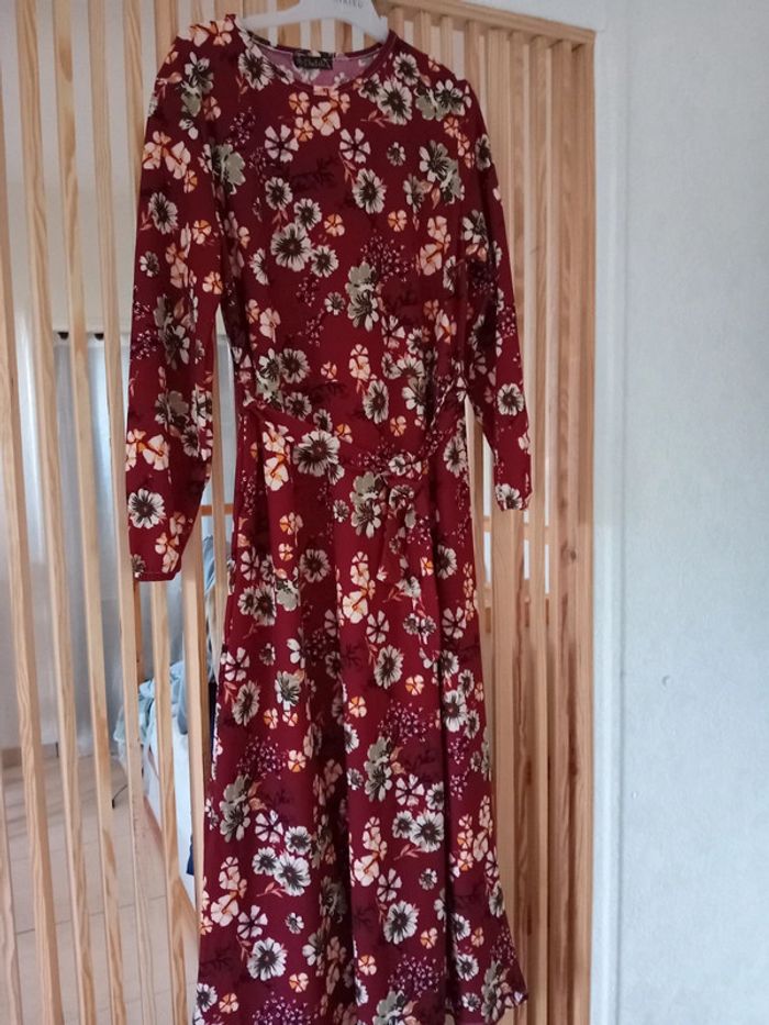 Robe longue floral Modanisa 🌸🌼