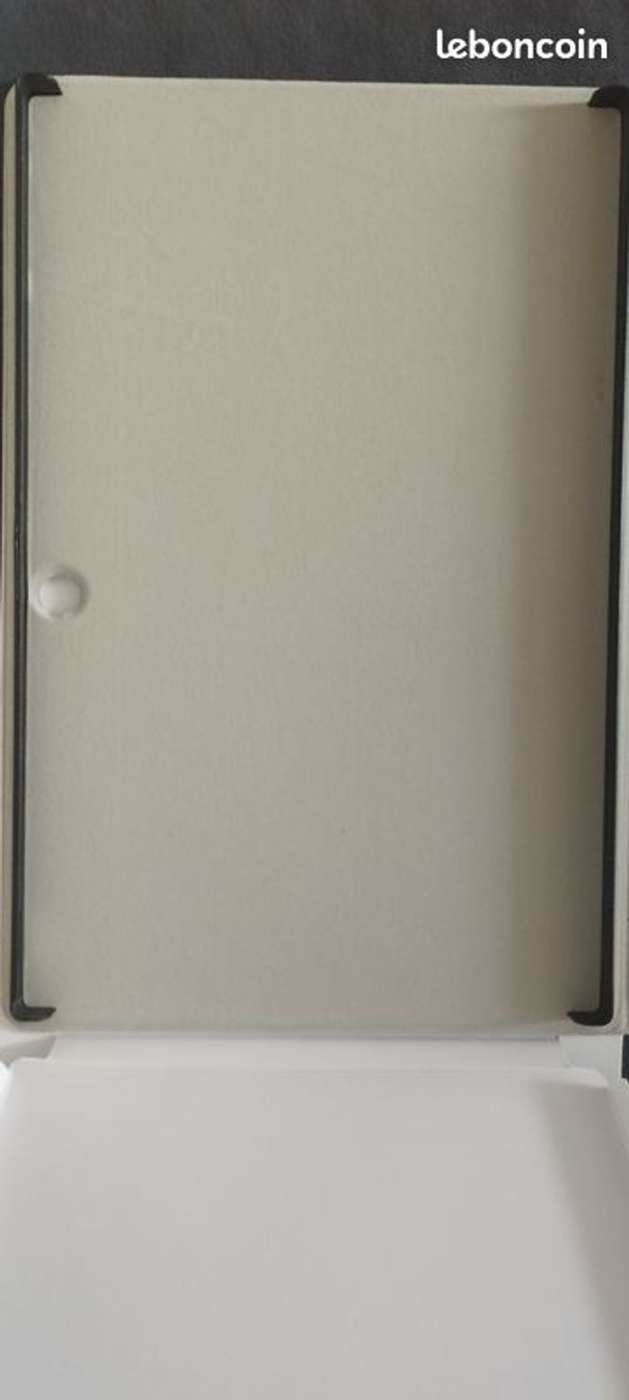 Etui de protection pour tablette 10FLO CT1030 - photo numéro 3