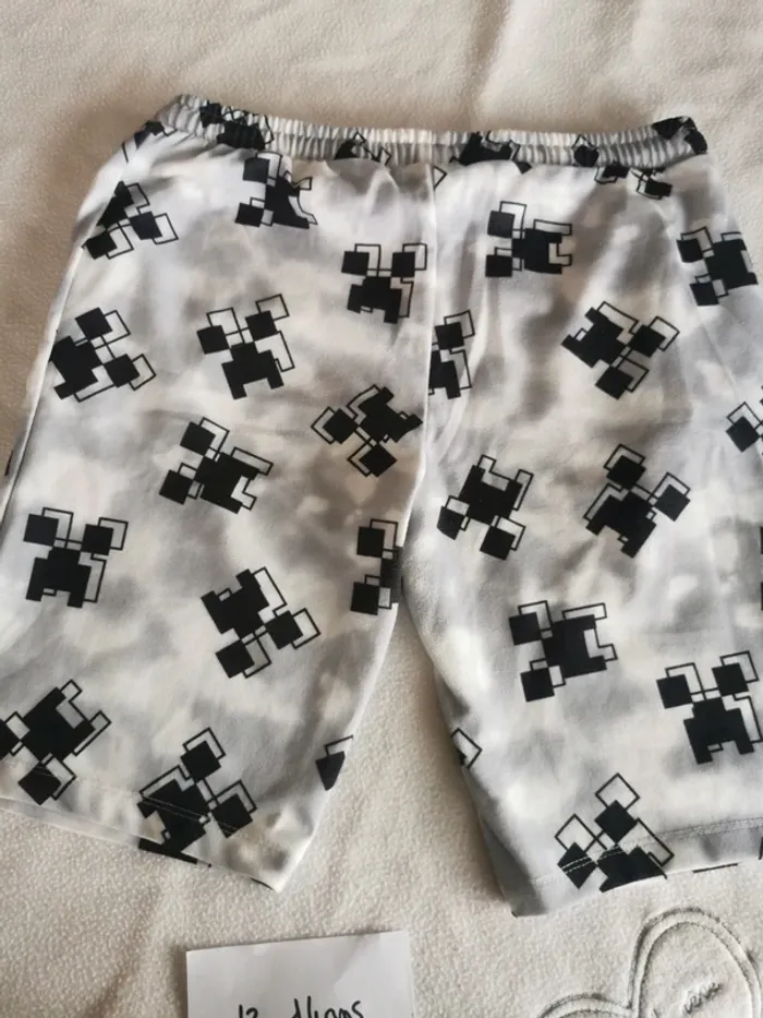 Short  minecraft 13 14 ans - photo numéro 2