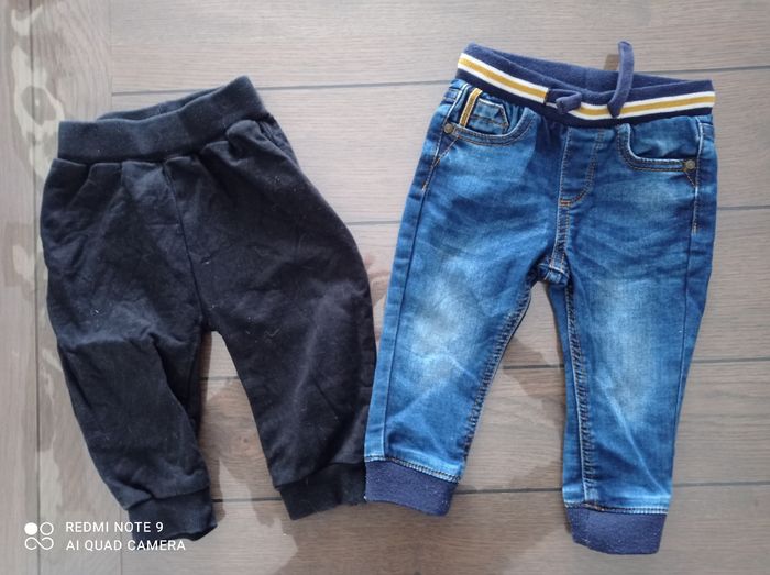 Lot salopette pantalon 9 mois - photo numéro 2