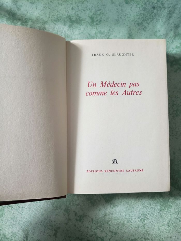 Livre un médecin pas comme les autres - photo numéro 2
