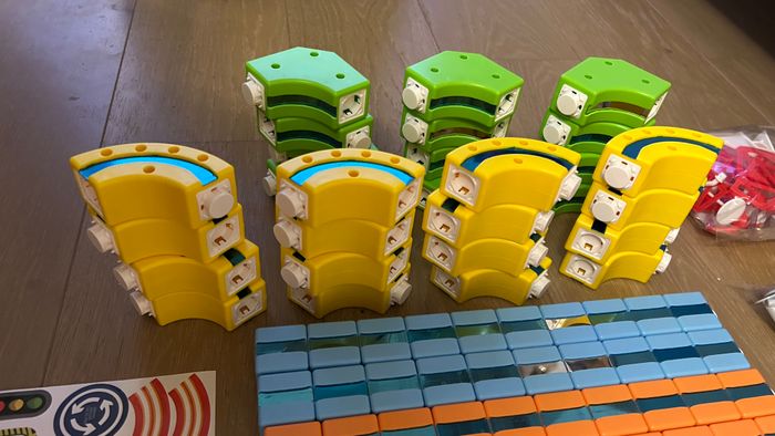 Kit de train électrique magnétique flexible Clickrail 81 pièces - photo numéro 5