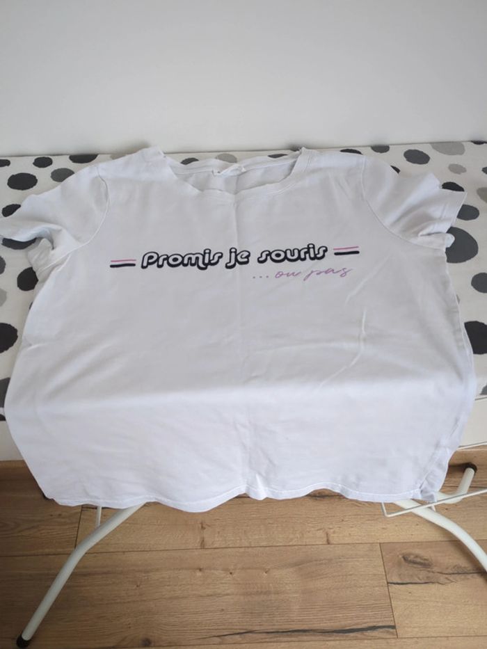 Tee shirt Promis je souris ou pas