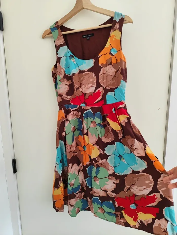 Superbe robe d'été fleurie style rétro 100% soie 36 parfait état - photo numéro 6