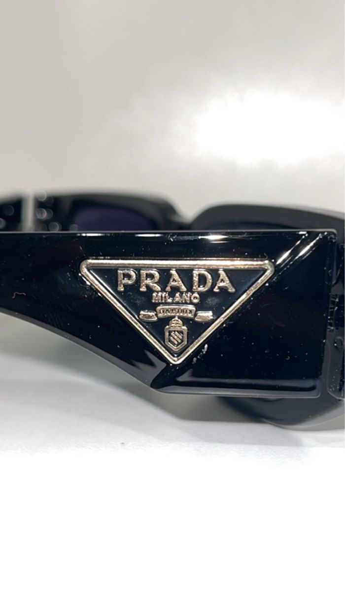 Lunettes de soleil Prada - photo numéro 7