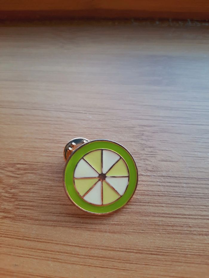 Pins citron vert neuf - photo numéro 2