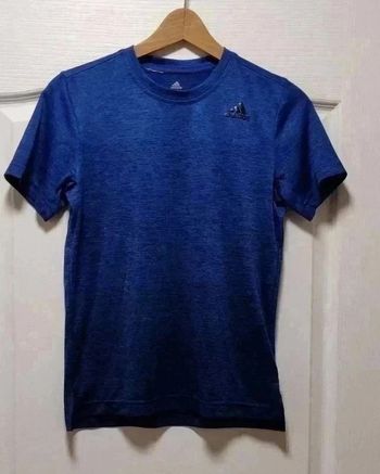 T-shirt Adidas bleu électrique et noir 12 ans