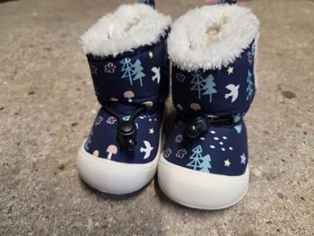 Après ski bébé  taille 4
