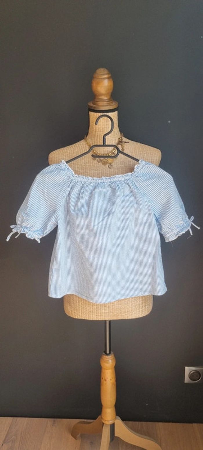 T shirt H&M 9/10 ans - photo numéro 2