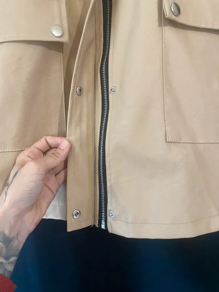 Veste sans manches similicuir - photo numéro 4
