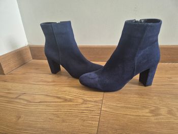 Bottine en dain bleu