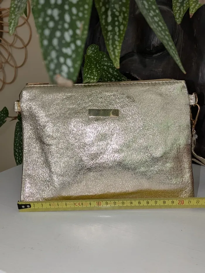 Sac à main doré – bandoulière – format compact & stylé - photo numéro 2