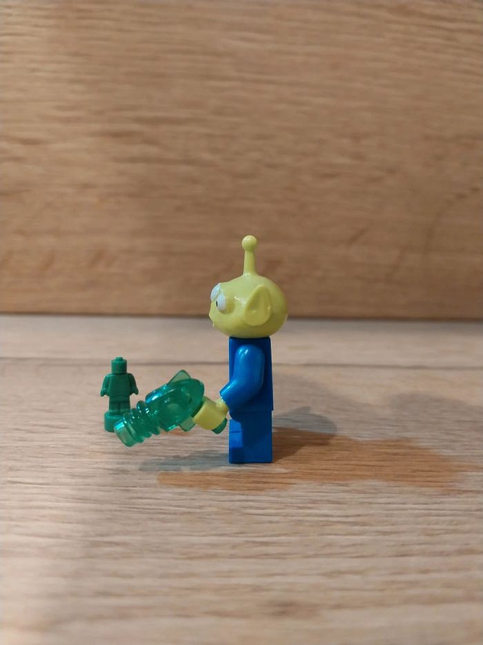 Figurine type lego Aliens Toy Story Disney - photo numéro 2