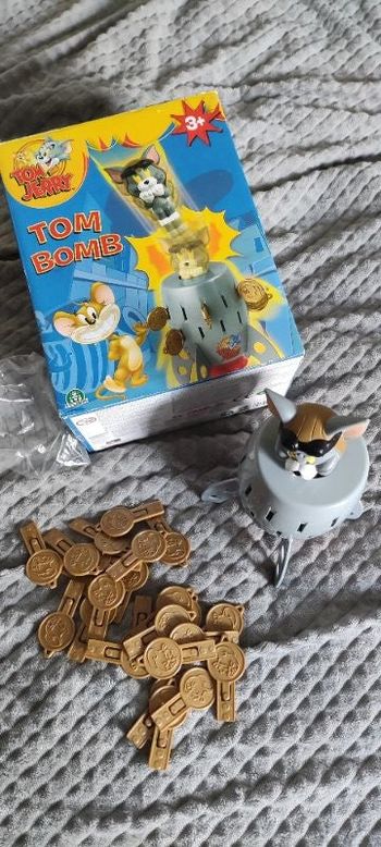 Tom bomb