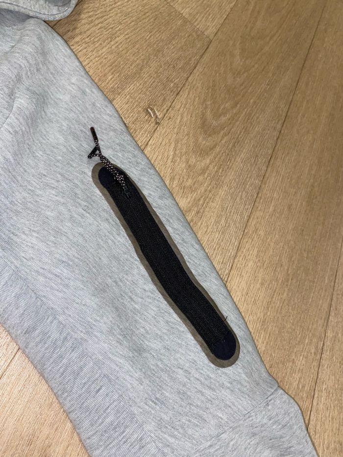 Nike tech - photo numéro 6